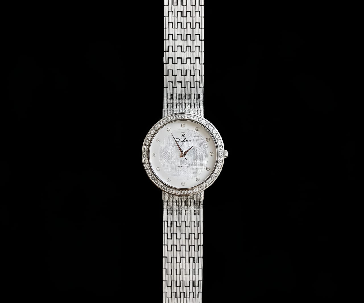 SILVERISH WATCH - lustroluxe
